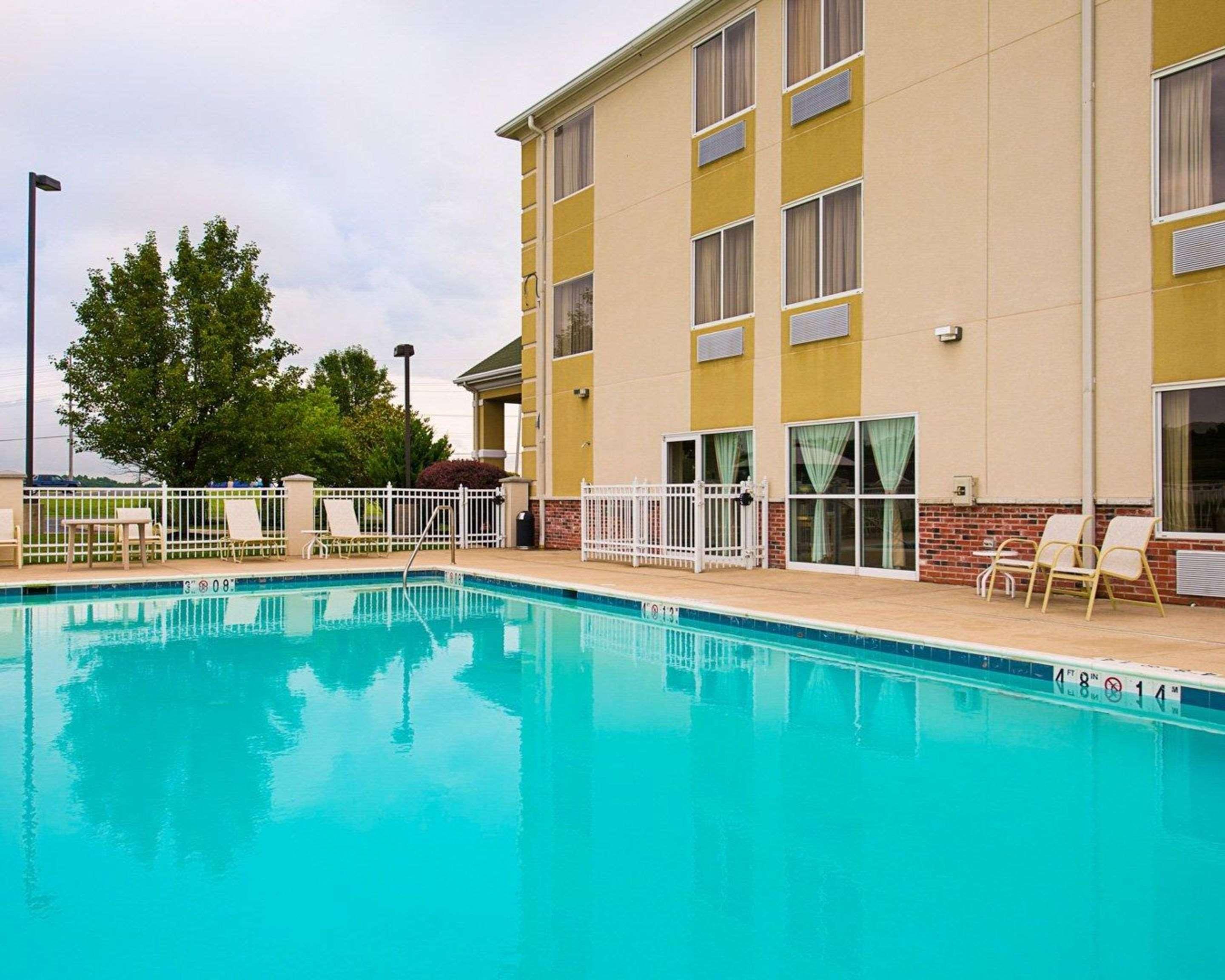 Quality Inn Spring Mills - Martinsburg North Exterior foto